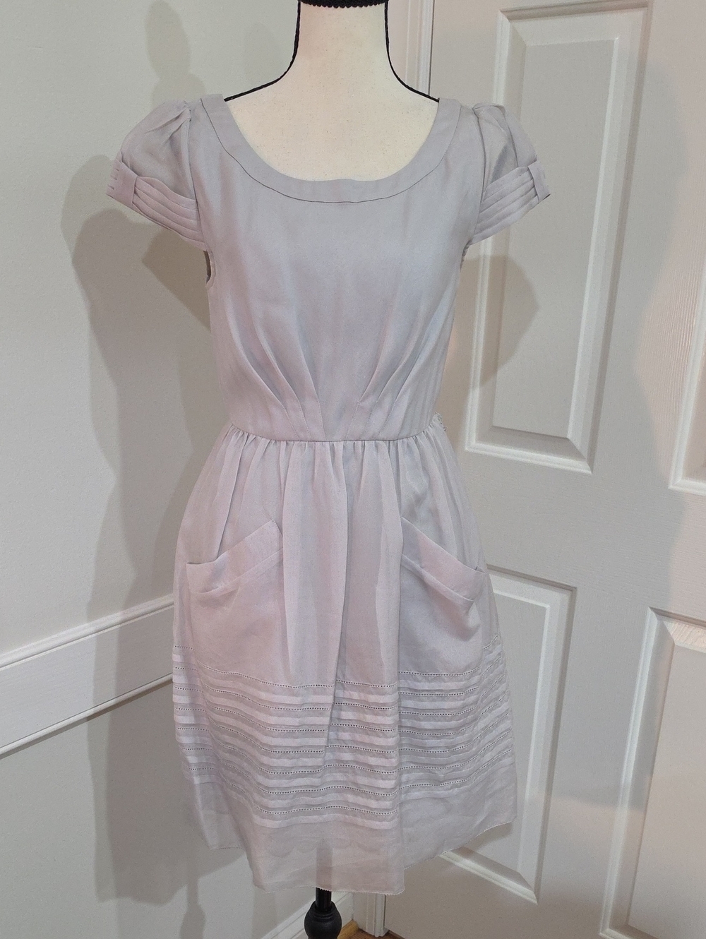 Hitherto Comme II Faut Rockabilly Light Gray Scoop Neck Pocket Dress - Size 2